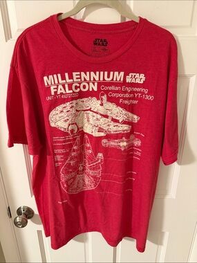 Star Wars Men’s Red Millennium Falcon Schematic Short Sleeve Tee Size 2XL